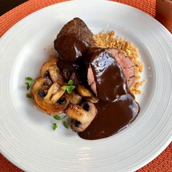 Maria Antonia | Personal Chef & Sommelier - Assinatura de Cardápios Personalizados, Consultorias Gastronômicas, Jantares e eventos exclusivos como Chef, Aula-show, Palestra sobre empreendedorismo feminino, Comerciais, Conteúdos exclusivos e autorais para marcas, Críticas gastronômicas, Sommelier, Delivery da Maria Antonia